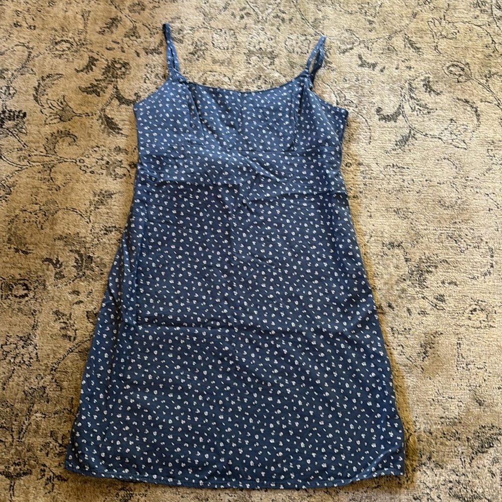 Brandy Melville blue and white floral dress